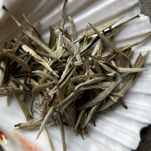Yin Zhen Silverneedle